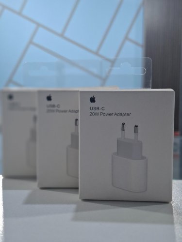 Iphone adapter